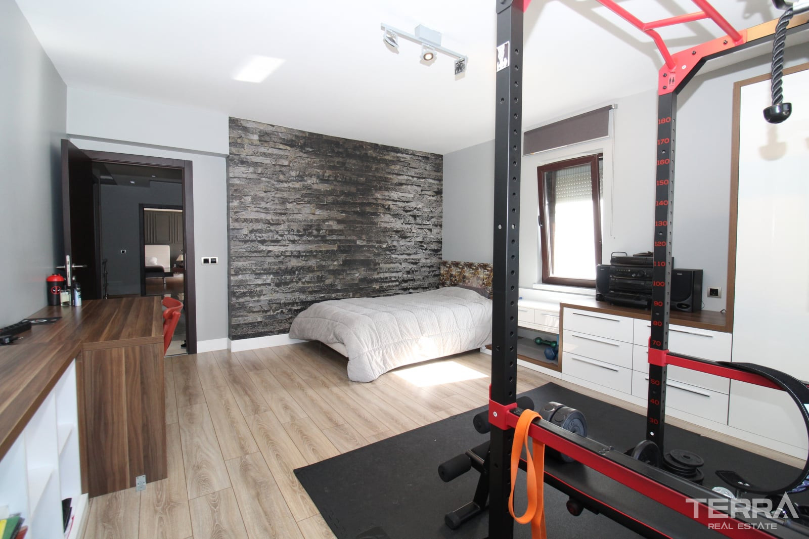 Detached Villa for Sale in Çankaya, Ankara, Turkey - 130979