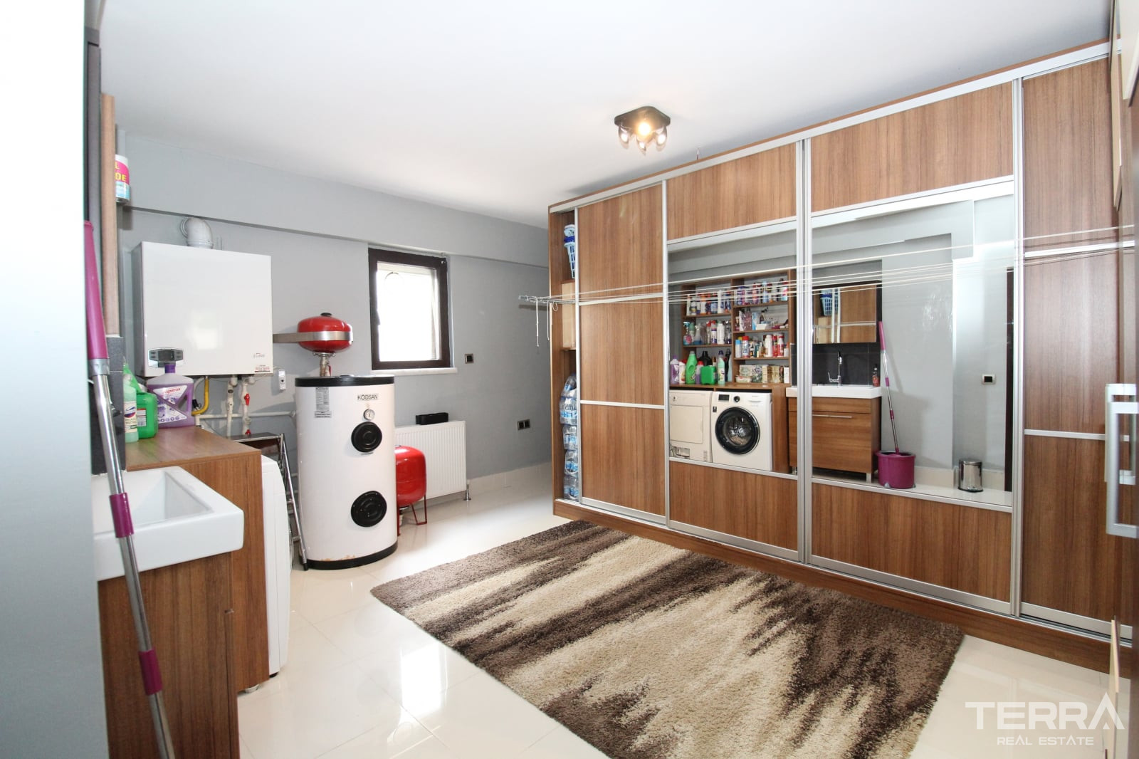 Detached Villa for Sale in Çankaya, Ankara, Turkey - 130987