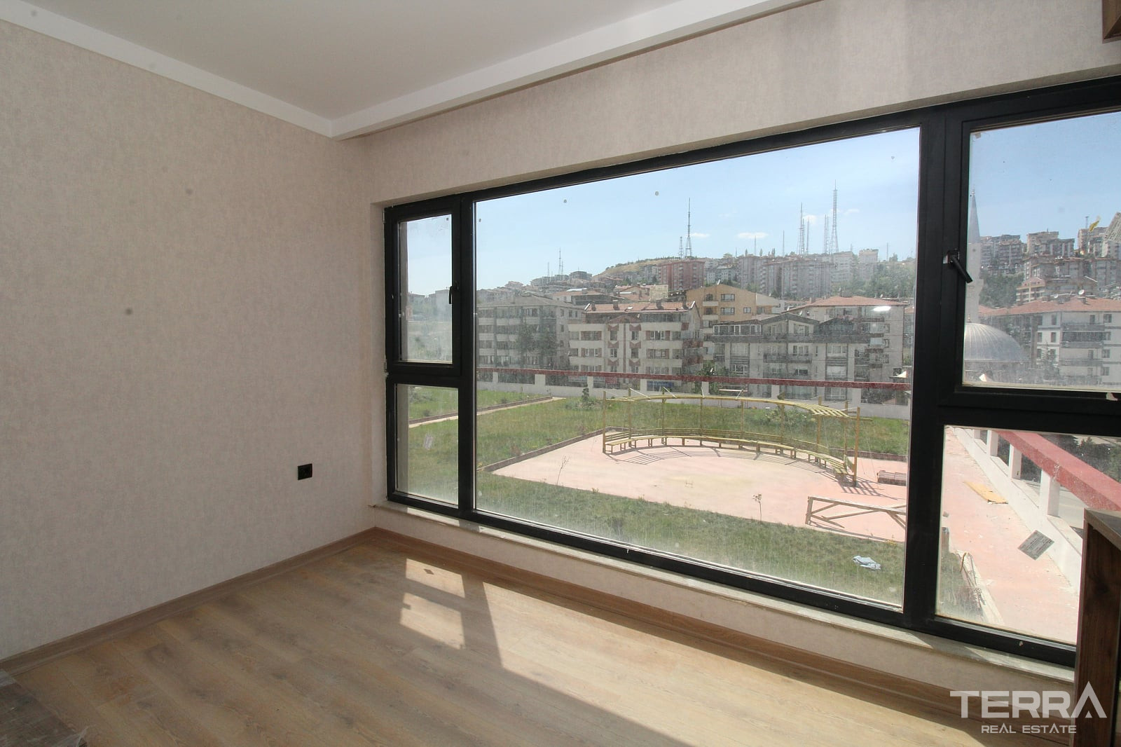 Apartments for Sale in Çankaya, Ankara, Turkey - 131002