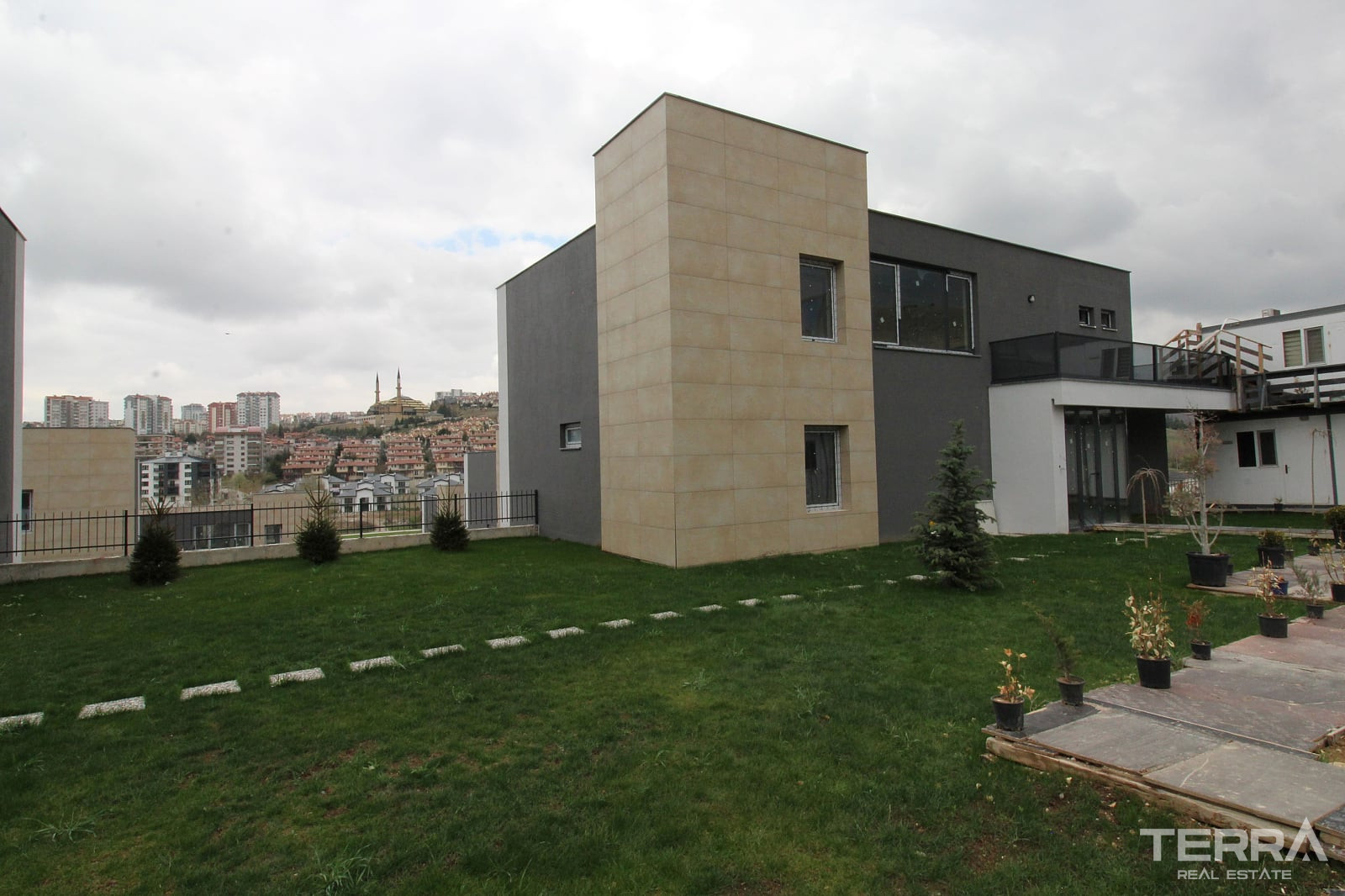 Detached Villas for Sale in Çankaya, Ankara, Turkey - 131025