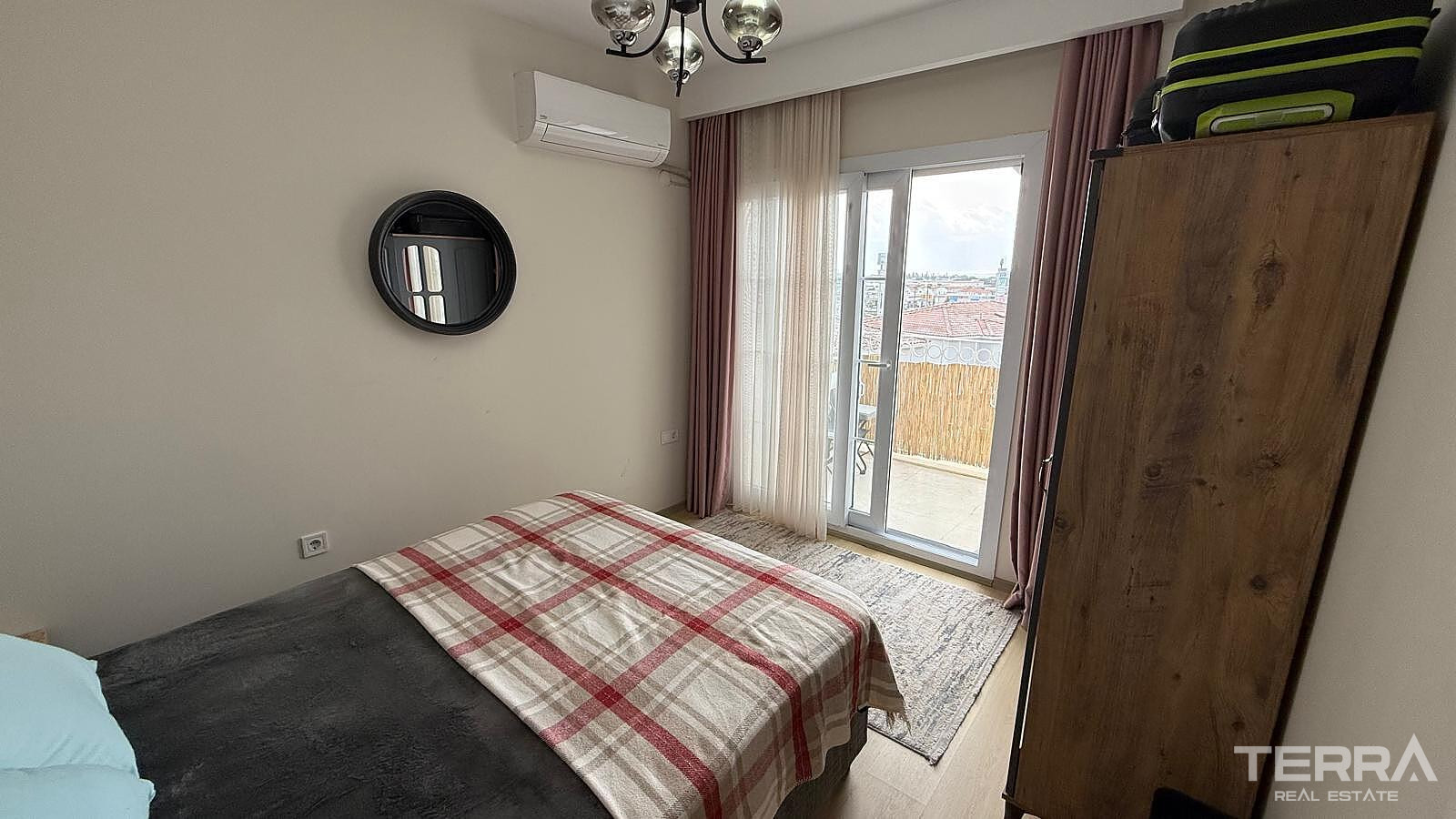 Detached Villa for Sale in Kuşadası, Aydın, Turkey - 131095