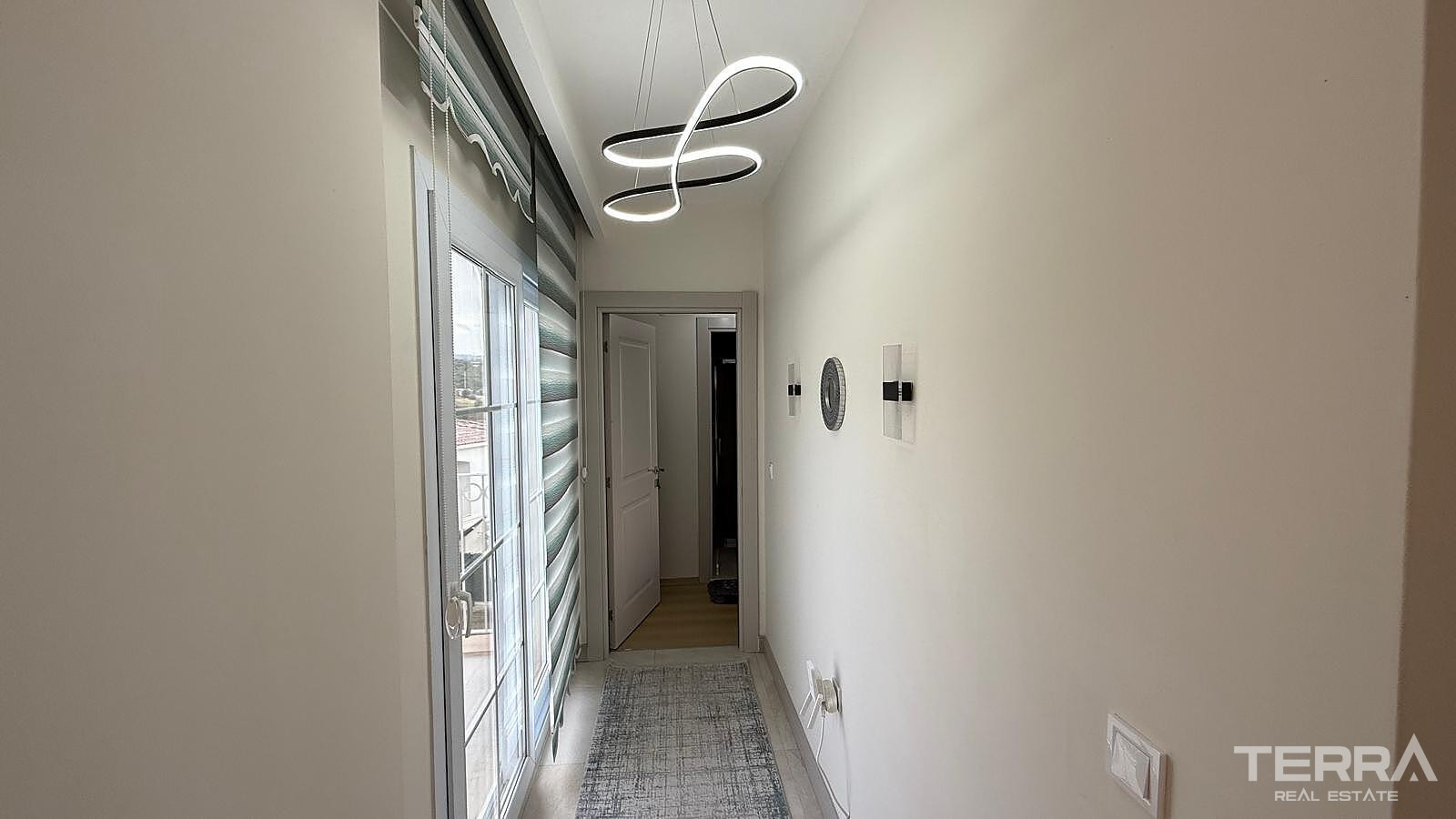Detached Villa for Sale in Kuşadası, Aydın, Turkey - 131106