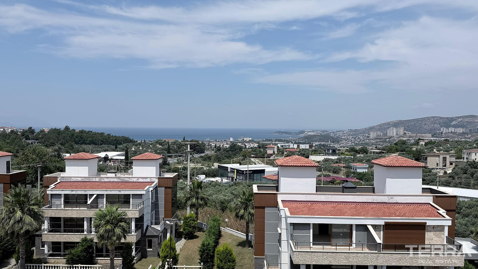Semi-Detached Villa for Sale in Kuşadası, Aydın, Turkey - 131160