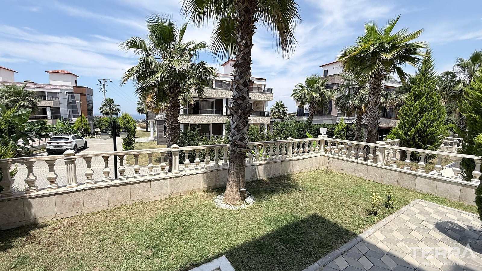 Semi-Detached Villa for Sale in Kuşadası, Aydın, Turkey - 131161