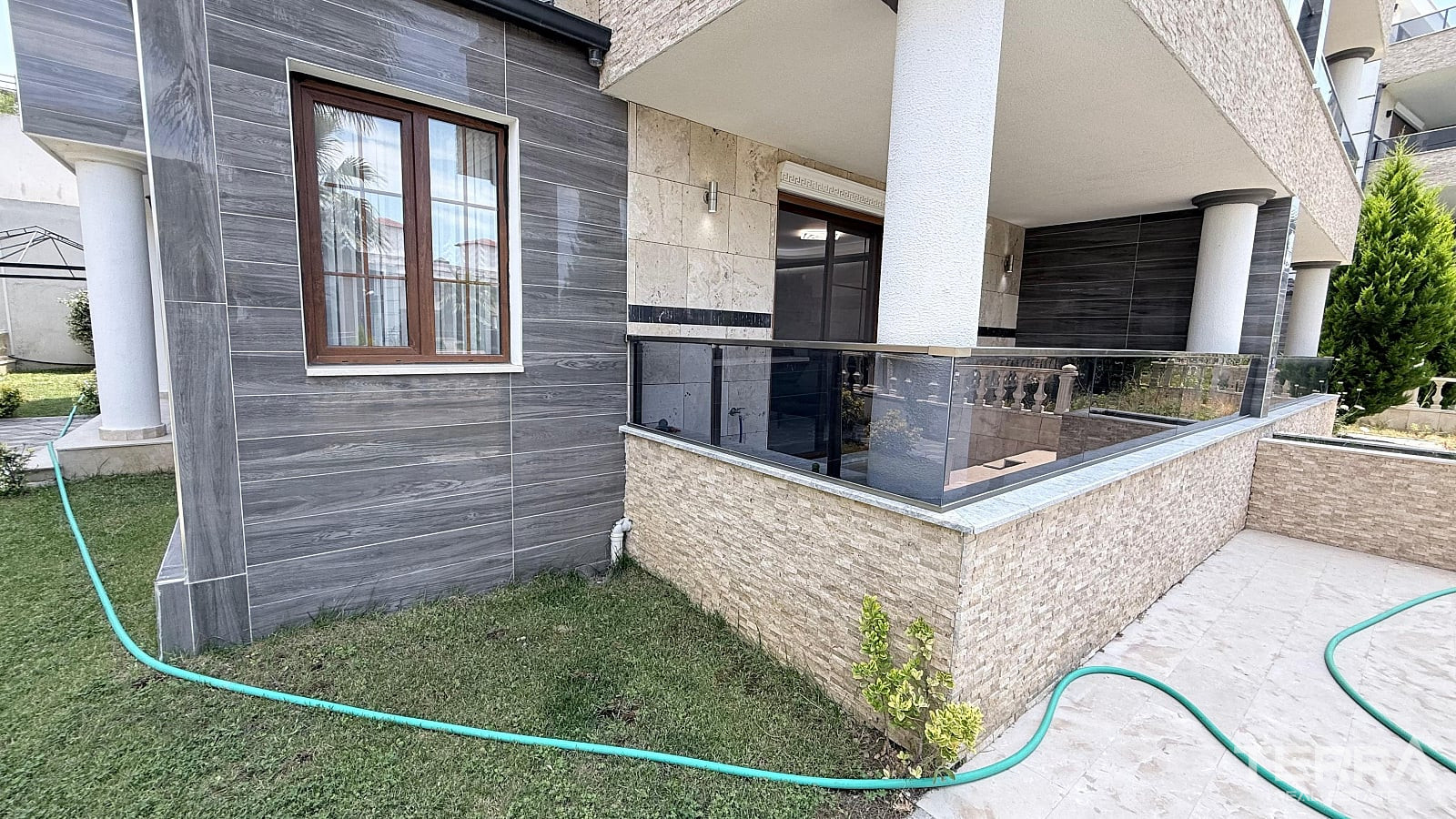 Semi-Detached Villa for Sale in Kuşadası, Aydın, Turkey - 131169