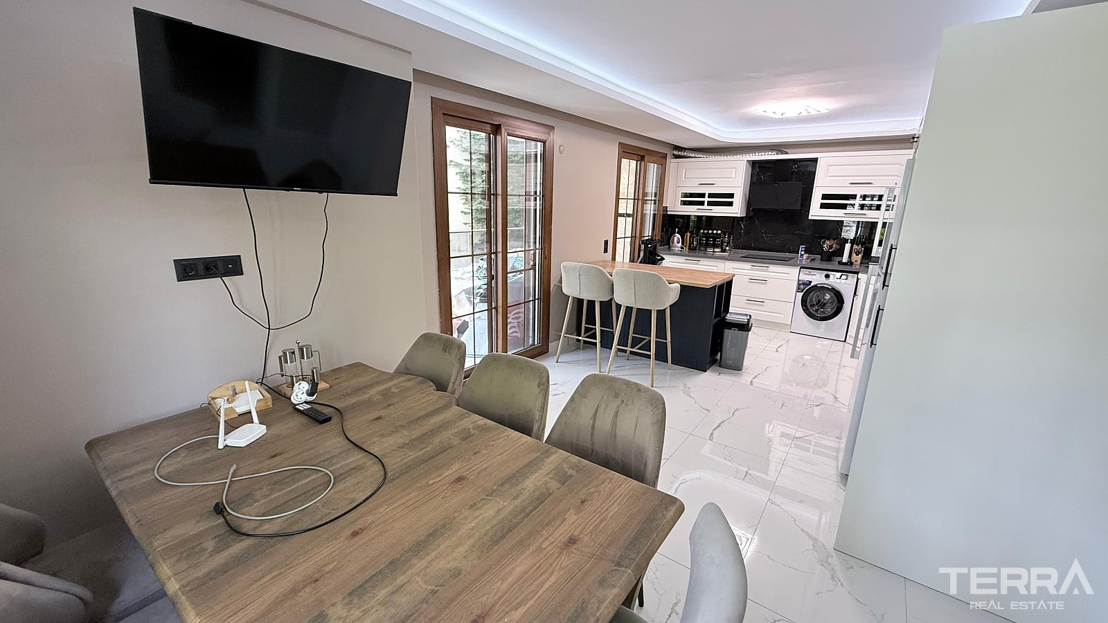Semi-Detached Villa for Sale in Kuşadası, Aydın, Turkey - 131187