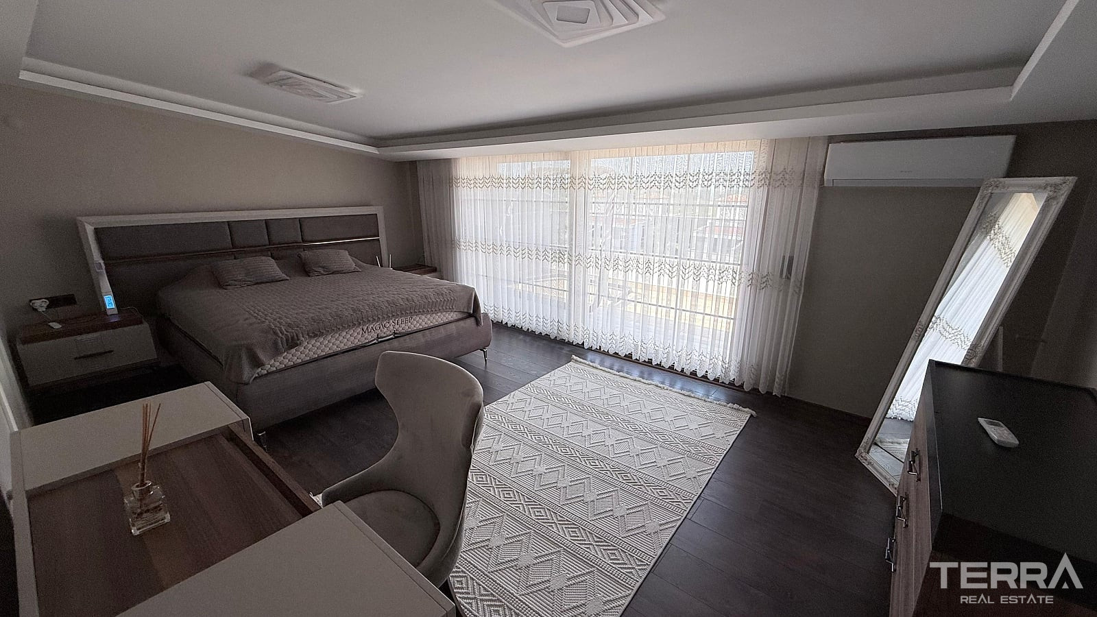 Semi-Detached Villa for Sale in Kuşadası, Aydın, Turkey - 131197