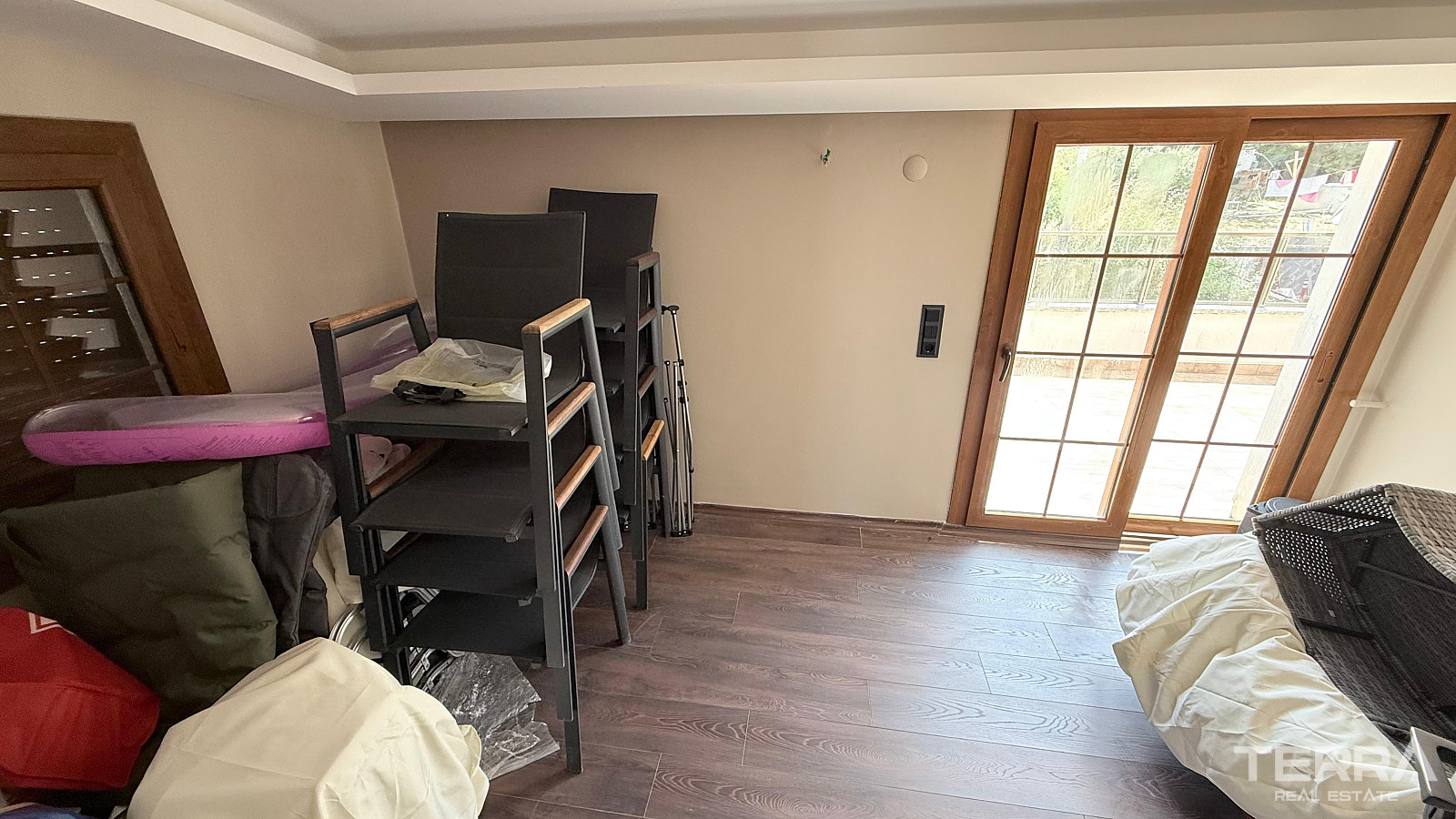 Semi-Detached Villa for Sale in Kuşadası, Aydın, Turkey - 131207
