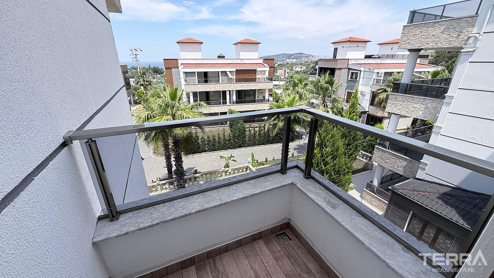 Semi-Detached Villa for Sale in Kuşadası, Aydın, Turkey - 131214