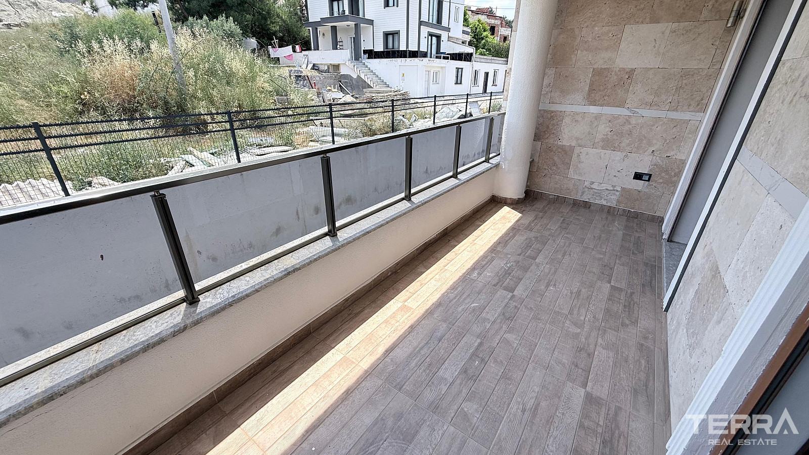 Semi-Detached Villa for Sale in Kuşadası, Aydın, Turkey - 131216