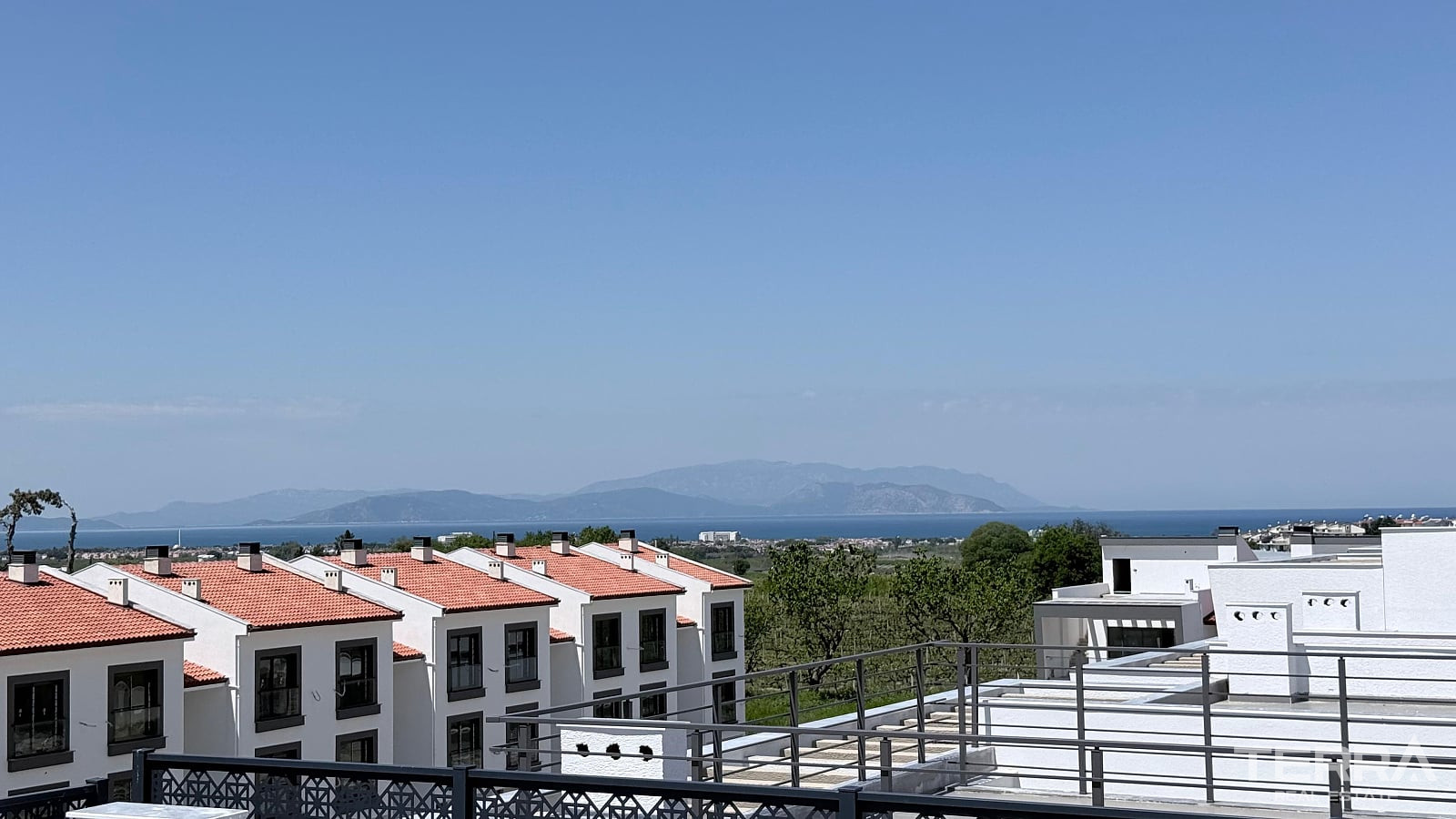 Aydın, Kuşadası'nda Satılık Deniz Manzaralı Daireler - 131266
