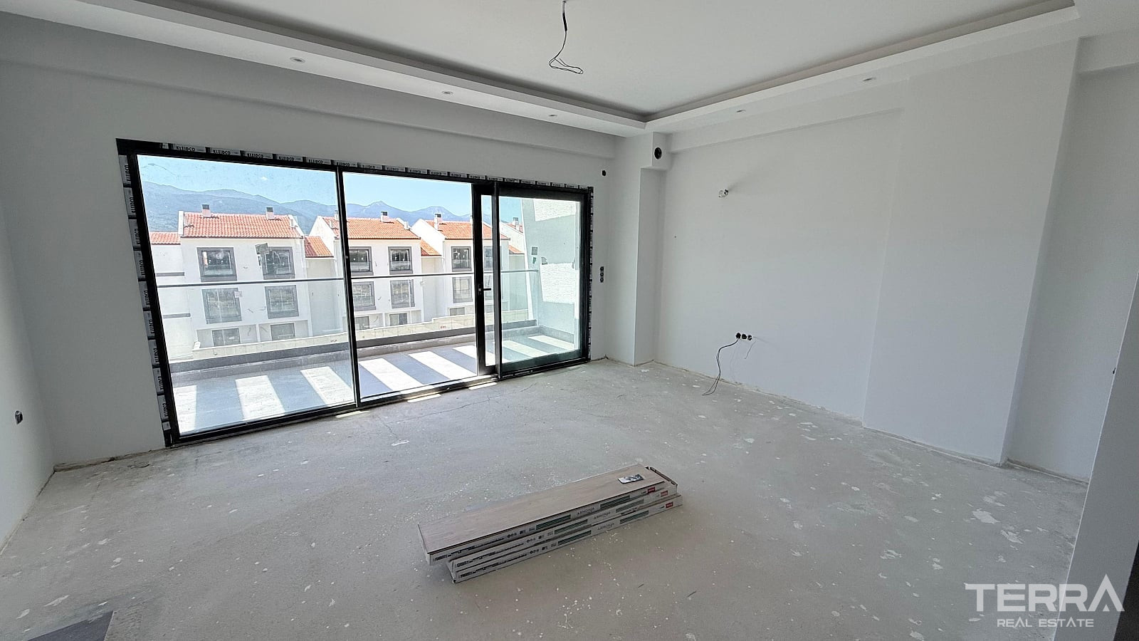 Aydın, Kuşadası'nda Satılık Deniz Manzaralı Daireler - 131274