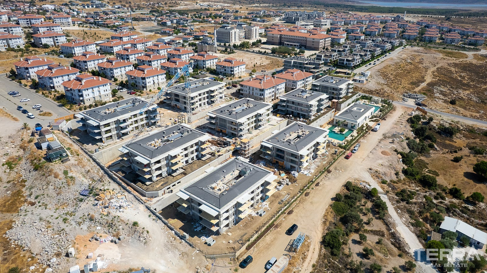 Apartments for Sale in Çeşme, İzmir, Turkey - 131473