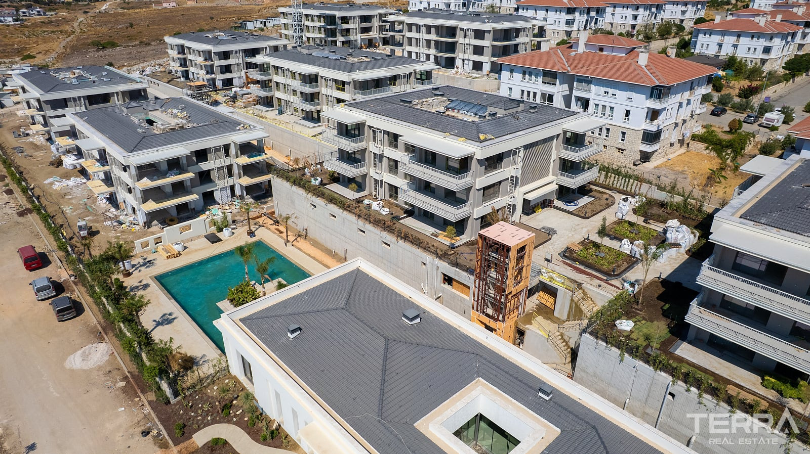 Apartments for Sale in Çeşme, İzmir, Turkey - 131476