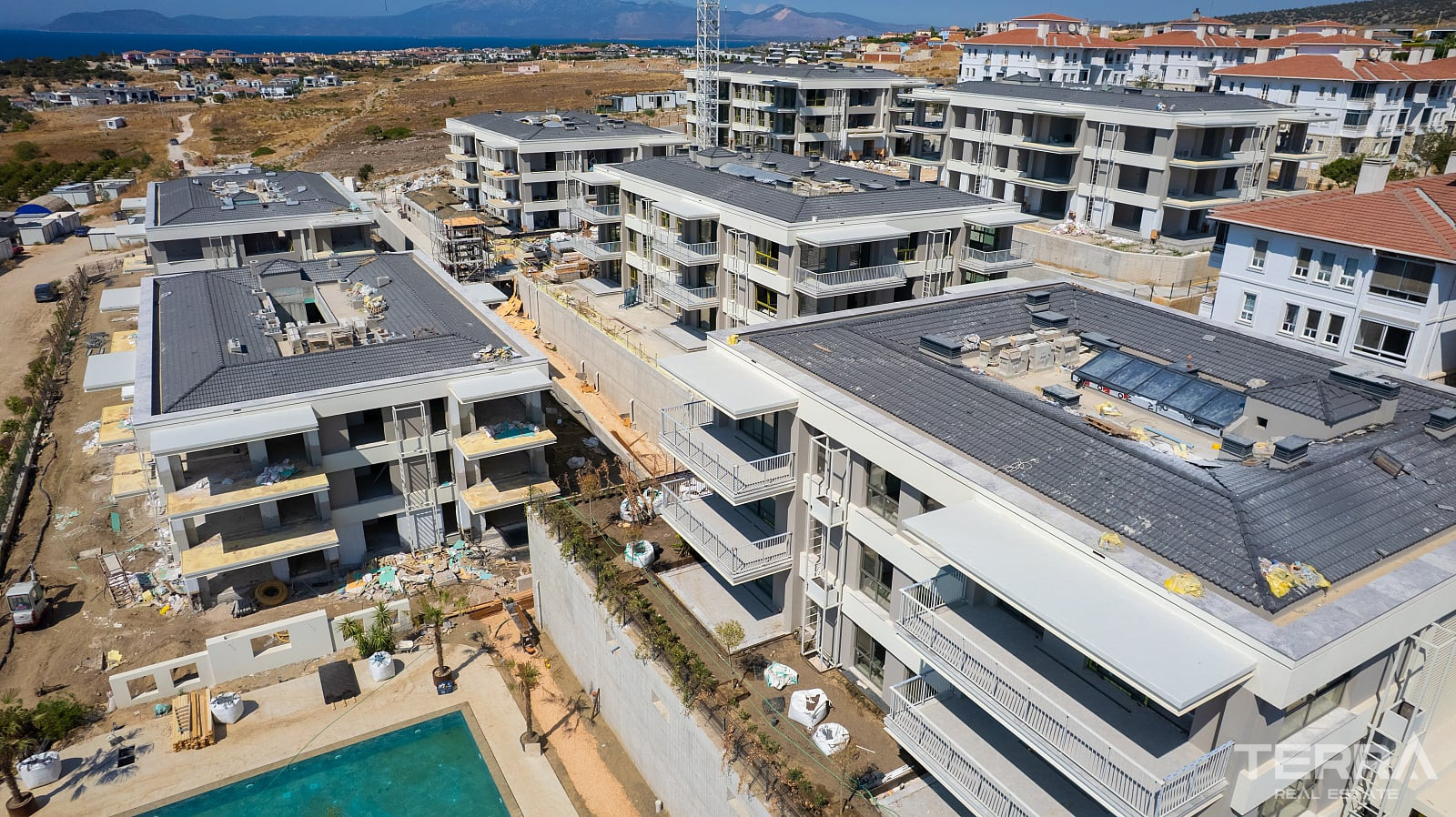 Apartments for Sale in Çeşme, İzmir, Turkey - 131477