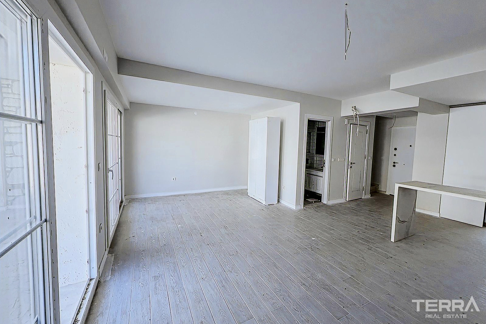 Seafront Villas for Sale in Foça, İzmir, Turkey - 131487