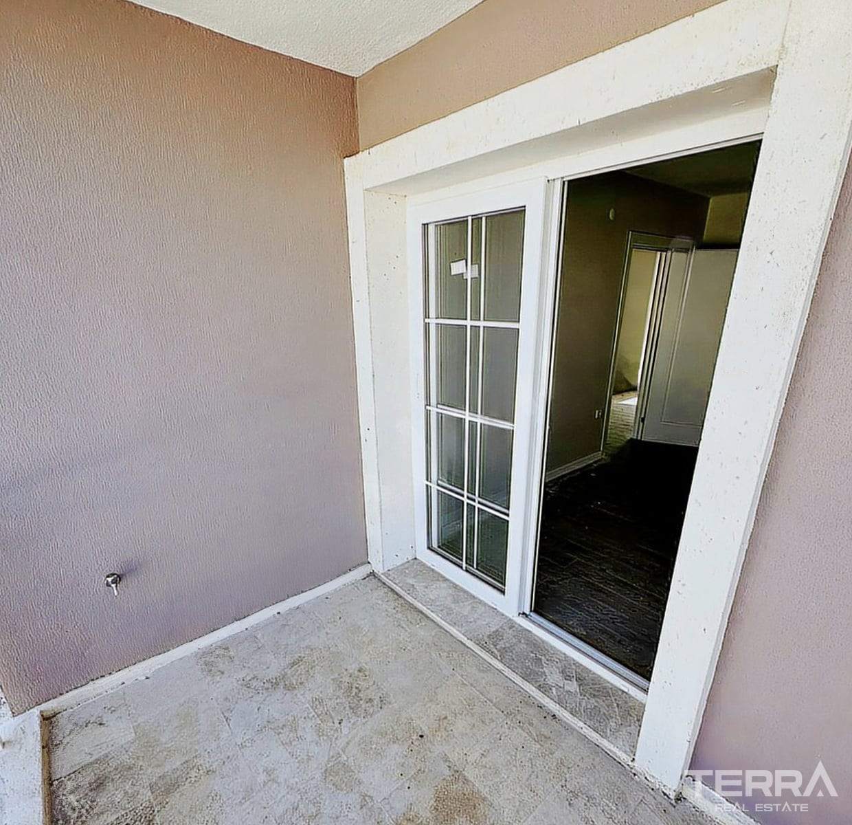 Seafront Villas for Sale in Foça, İzmir, Turkey - 131498
