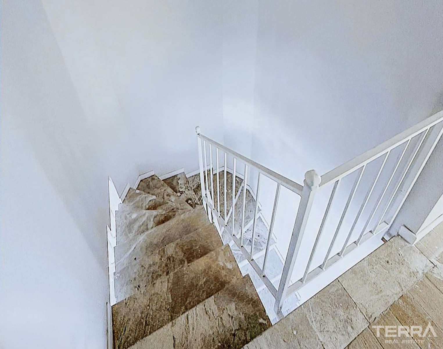 Seafront Villas for Sale in Foça, İzmir, Turkey - 131505