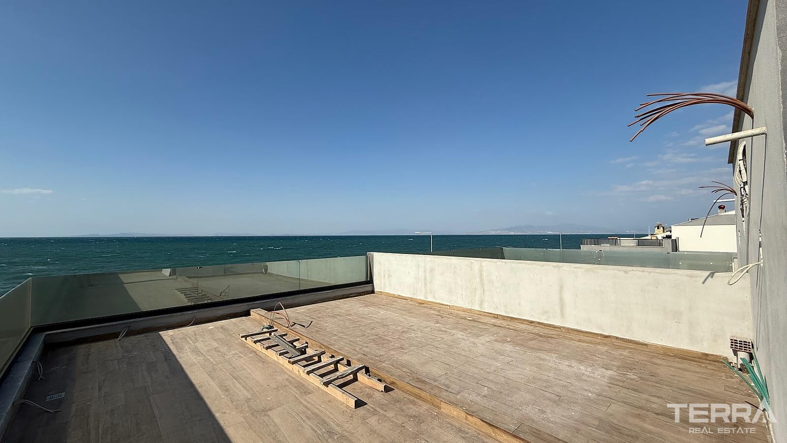 Seafront Villas for Sale in Urla, İzmir, Turkey - 131583