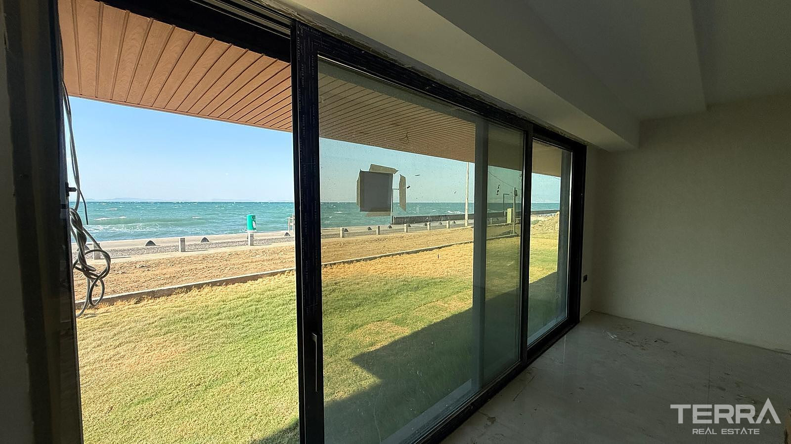 Seafront Villas for Sale in Urla, İzmir, Turkey - 131588