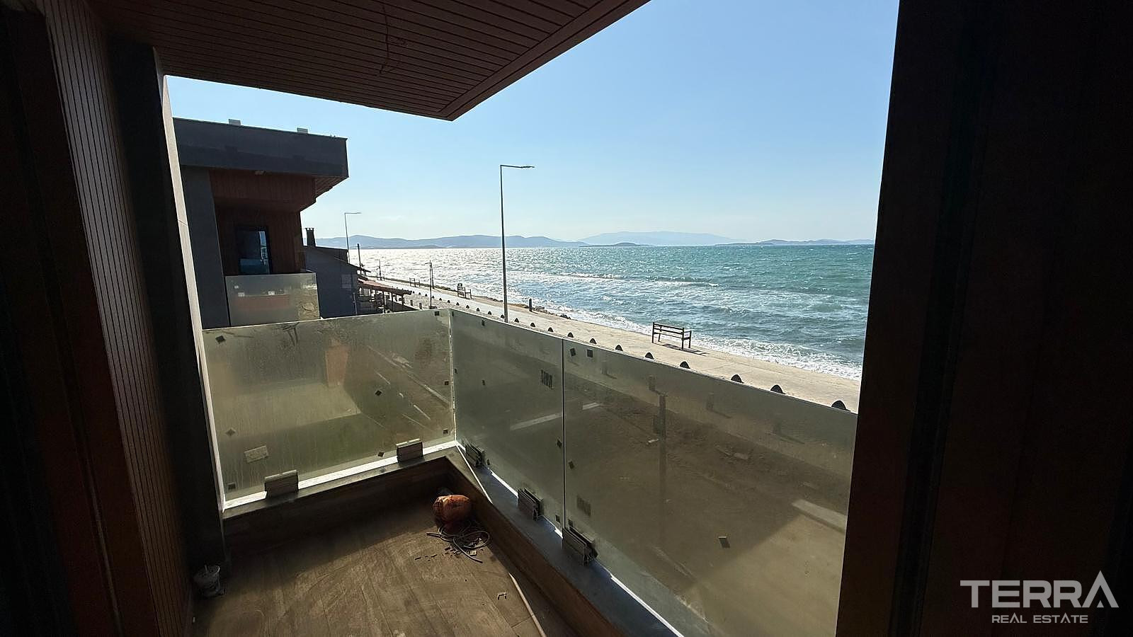 Seafront Villas for Sale in Urla, İzmir, Turkey - 131597