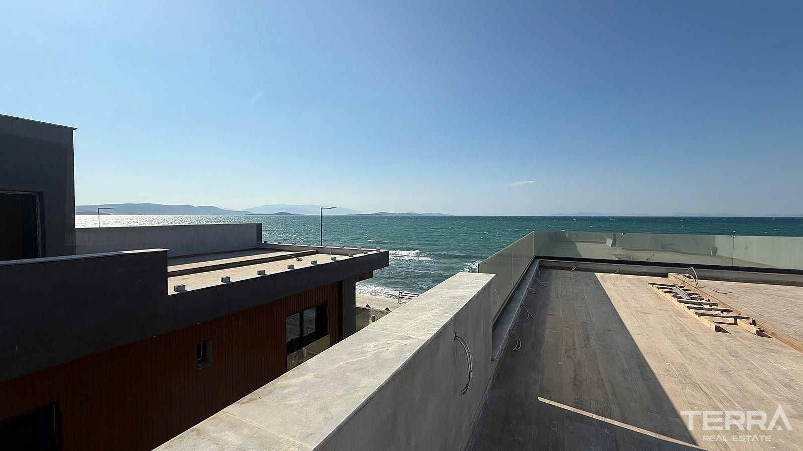 Seafront Villas for Sale in Urla, İzmir, Turkey - 131602