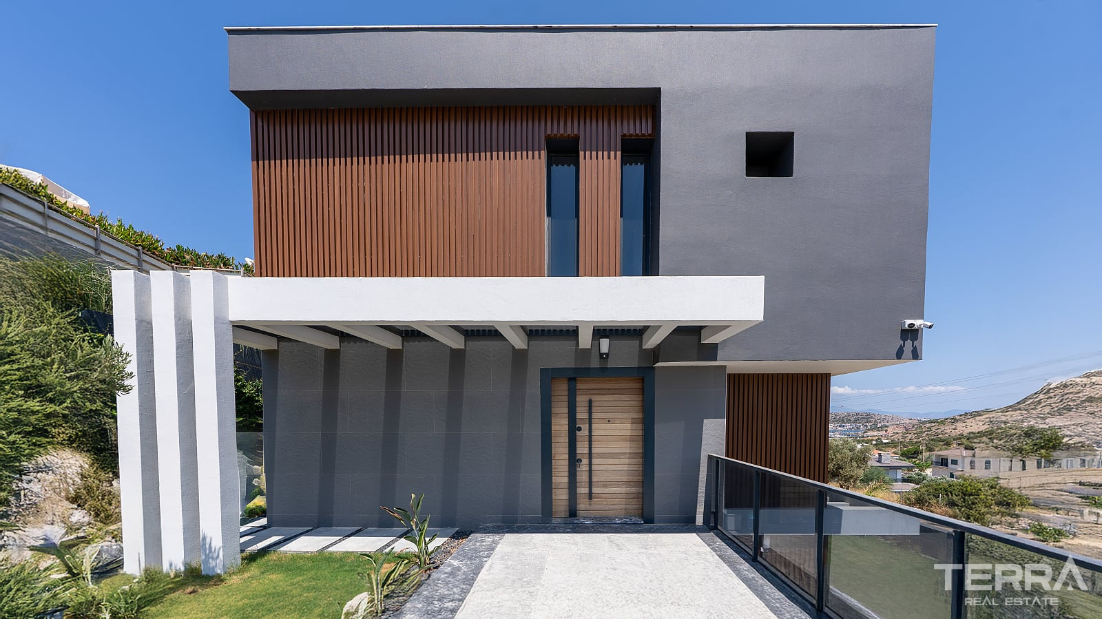 Detached Villa for Sale in Çeşme, İzmir, Turkey - 131615