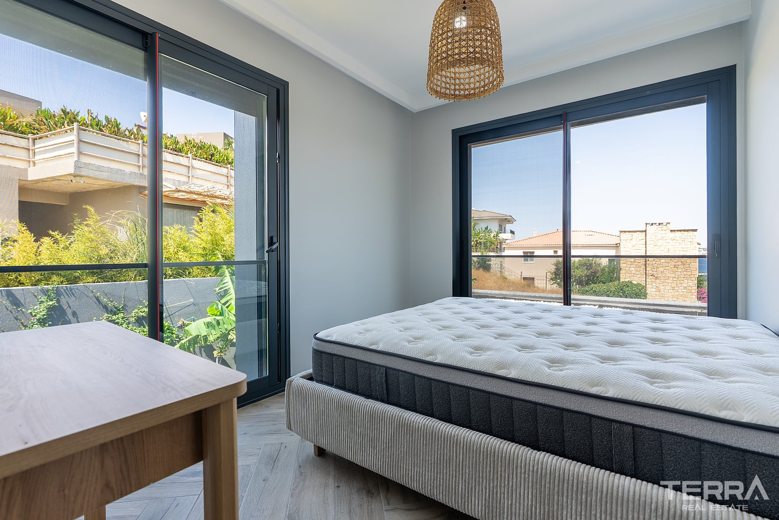 Detached Villa for Sale in Çeşme, İzmir, Turkey - 131640