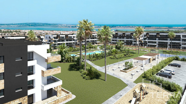 İspanya, Costa Blanca, Torrevieja'da Plaja Yakın Satılık 2+1 Daireler