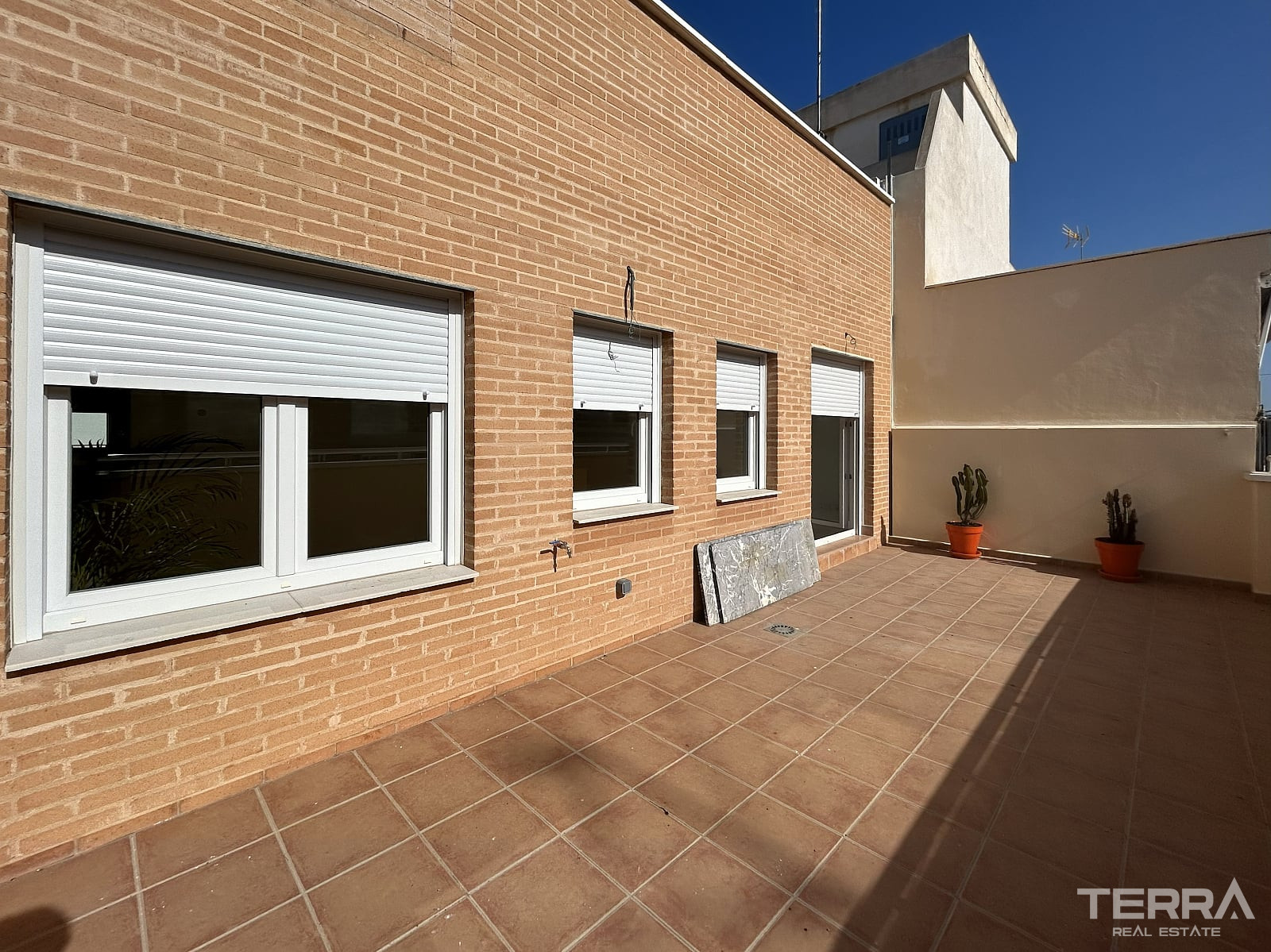 Central Apartments for Sale in Alicante, Costa Blanca, Spain - 132957