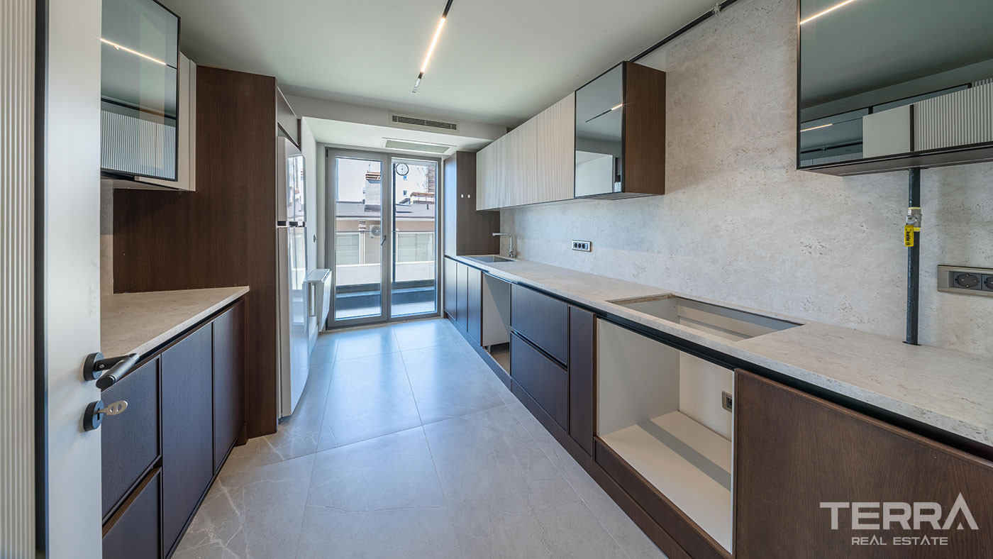 Seafront Apartments for Sale in Antalya Center, Turkey - 133414