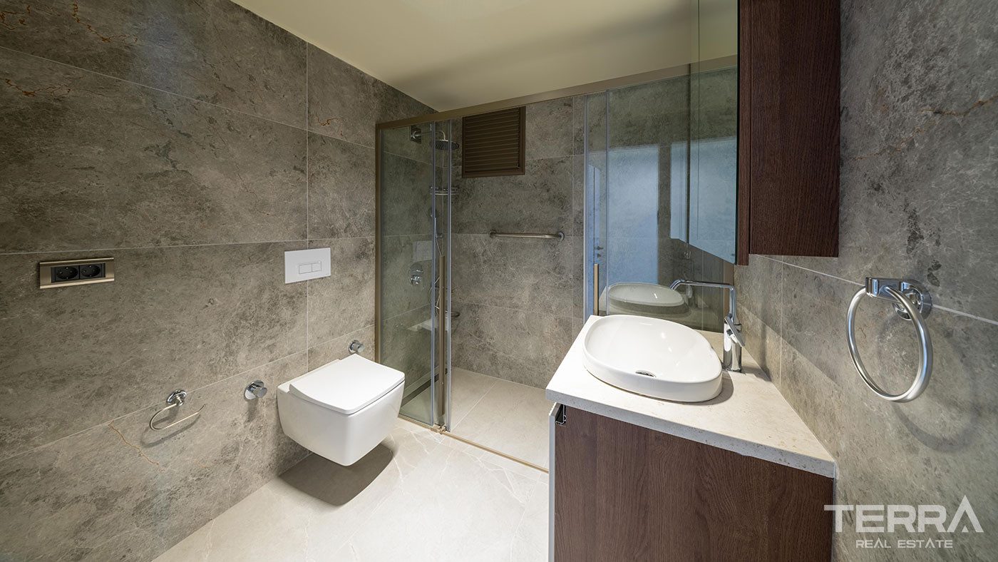 Seafront Apartments for Sale in Antalya Center, Turkey - 133417