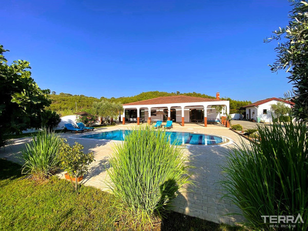 Bungalow-Style Villa for Sale Near the Beach in Fethiye, Muğla, Turkey