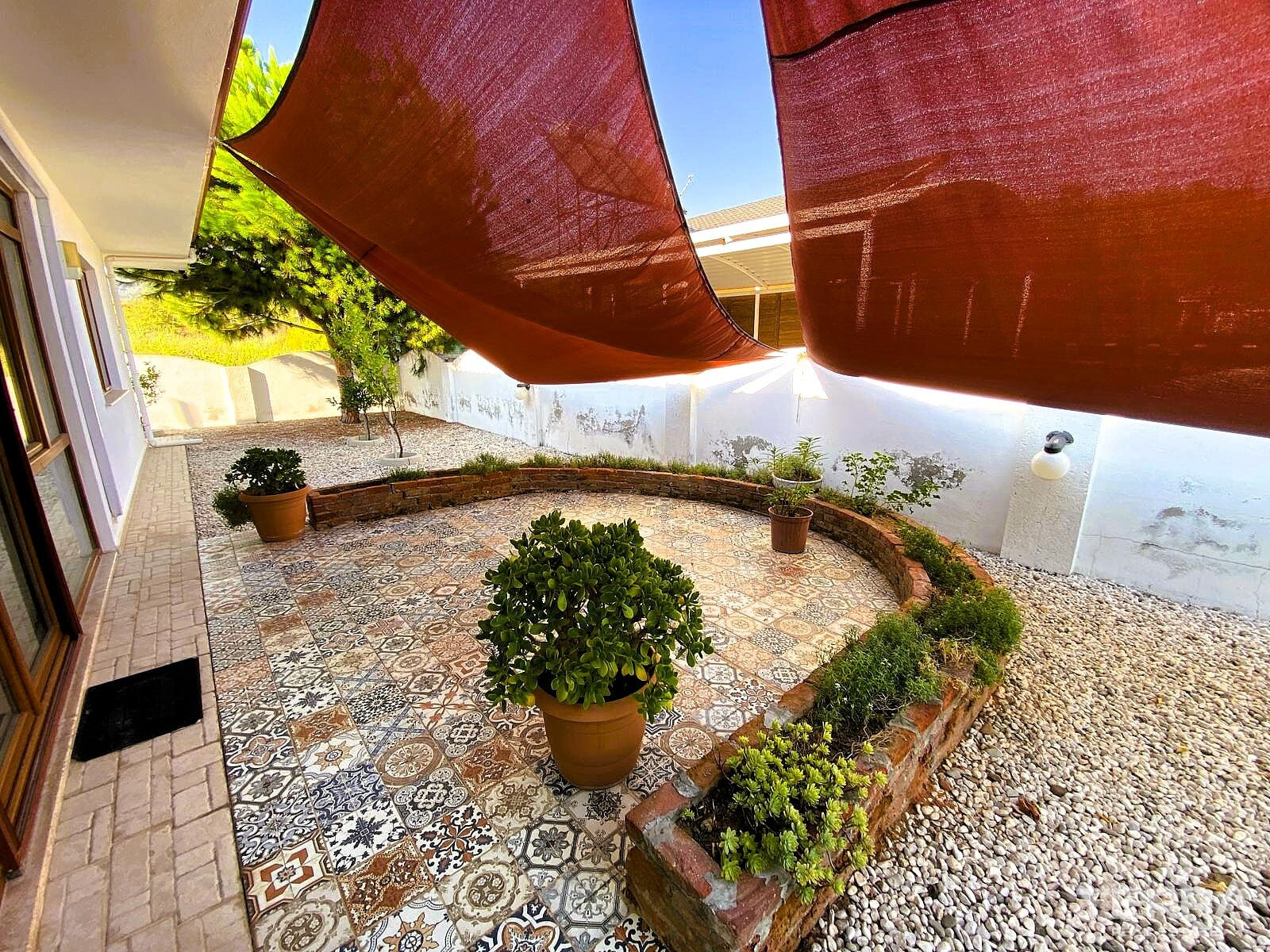 Bungalow-Style Villa for Sale Near the Beach in Fethiye, Muğla, Turkey - 135751