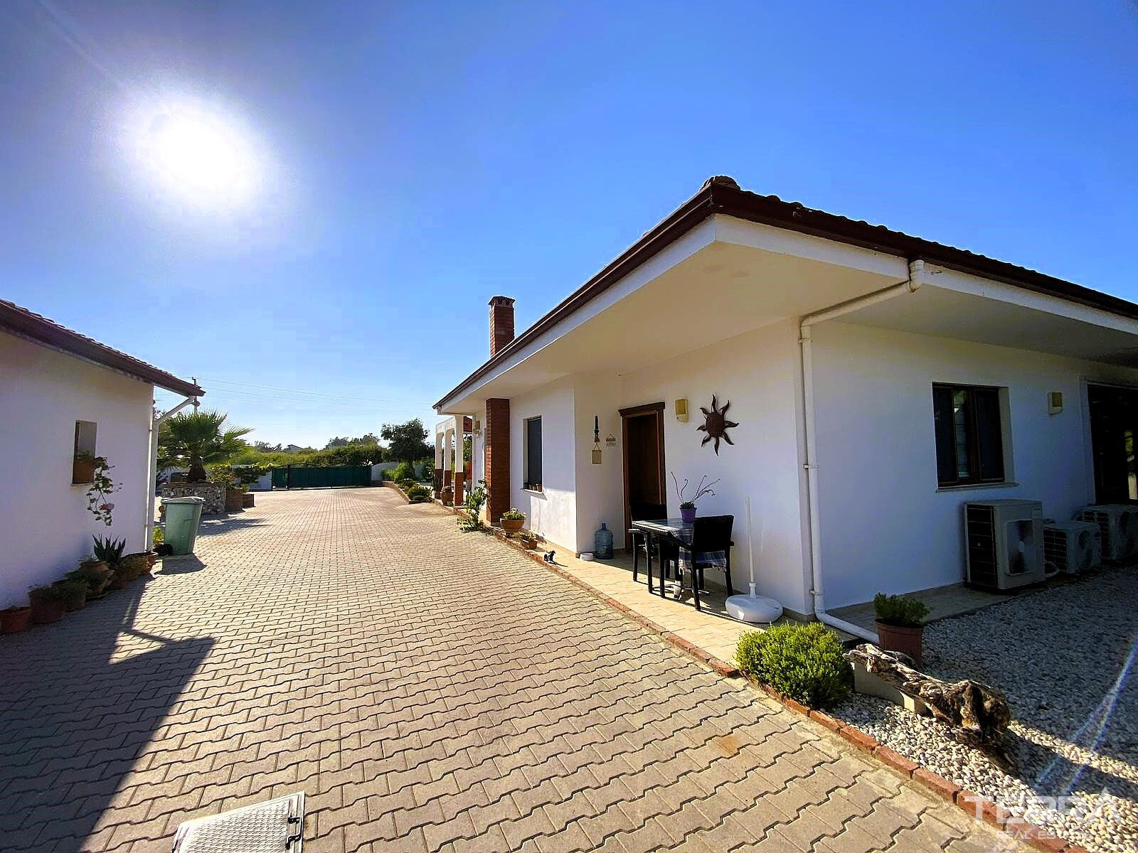 Bungalow-Style Villa for Sale Near the Beach in Fethiye, Muğla, Turkey - 135752