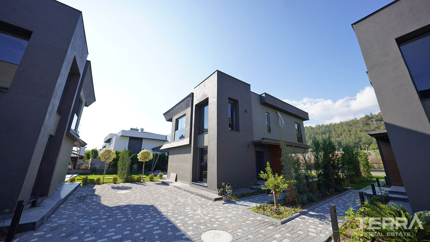 Detached Villas for Sale in Kemer, Antalya, Turkey - 136164