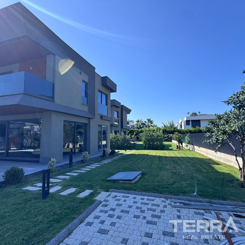 Detached Villas for Sale in Kemer, Antalya, Turkey - 136167
