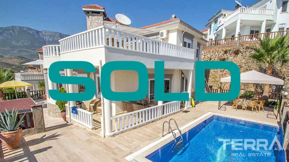 Sea view villas for sale in Alanya, Kargicak