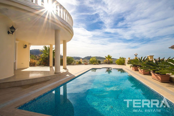 Villas for sale in Alanya with spectacular sea view
