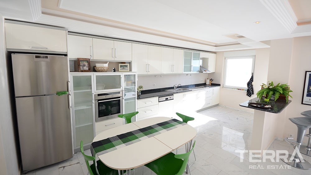 Wohnung zu verkaufen in Alanya bei Kurt Safir VIP Residenz - 9736