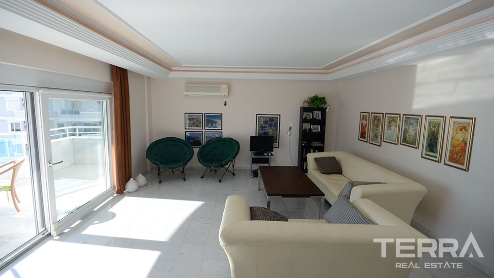 Wohnung zu verkaufen in Alanya bei Kurt Safir VIP Residenz - 9742