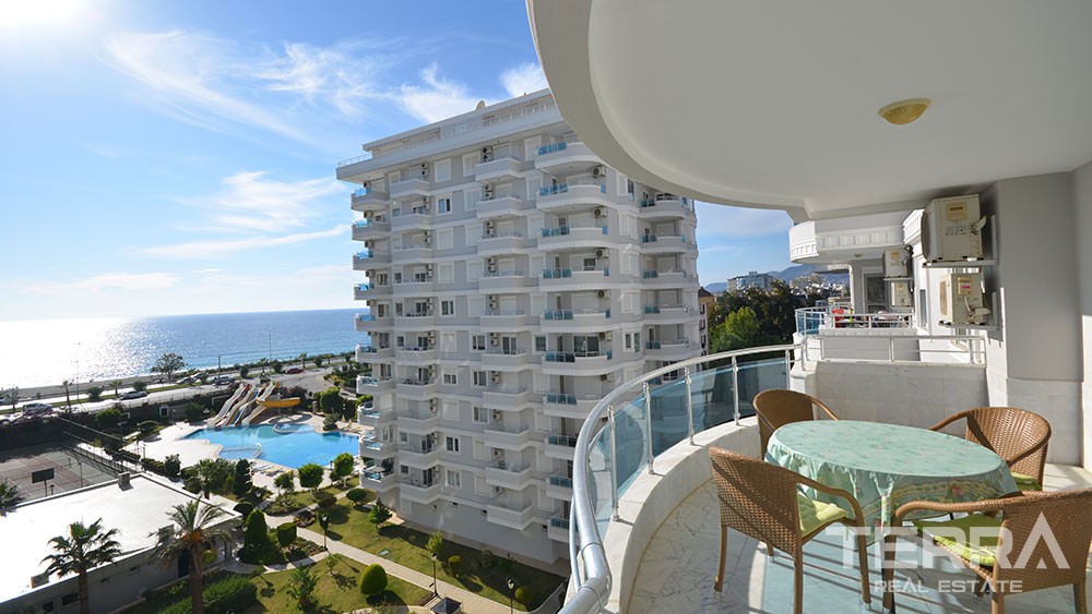 Wohnung zu verkaufen in Alanya bei Kurt Safir VIP Residenz - 9756