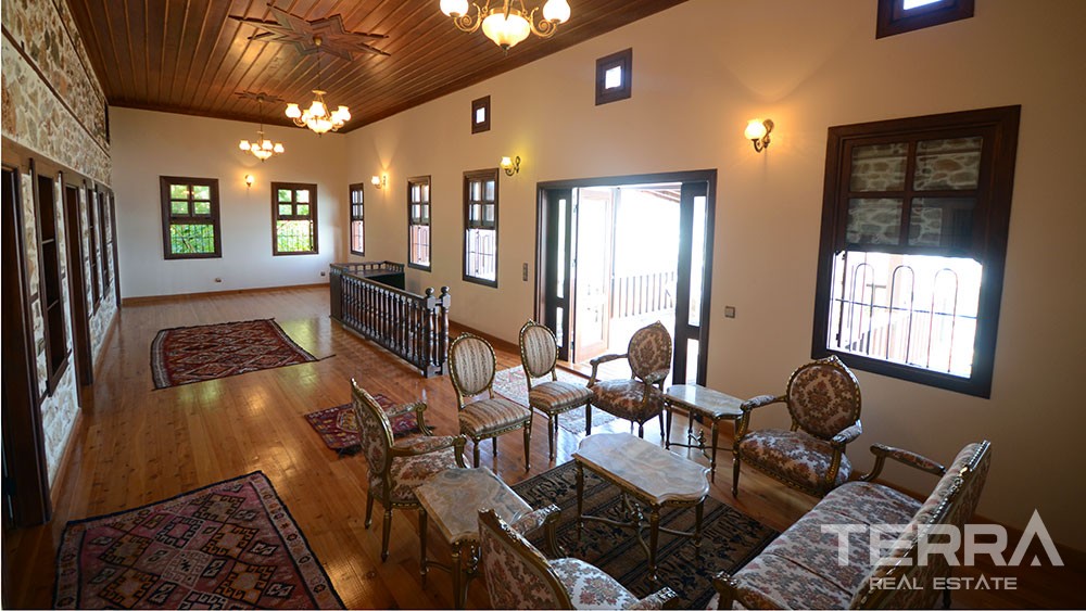 Exclusive mansion for sale in the historical Alanya Castle - 9868