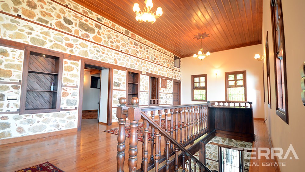 Exclusive mansion for sale in the historical Alanya Castle - 9869