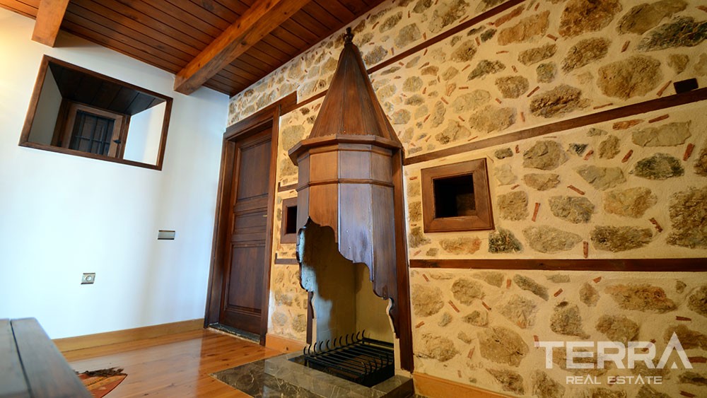 Exclusive mansion for sale in the historical Alanya Castle - 9879