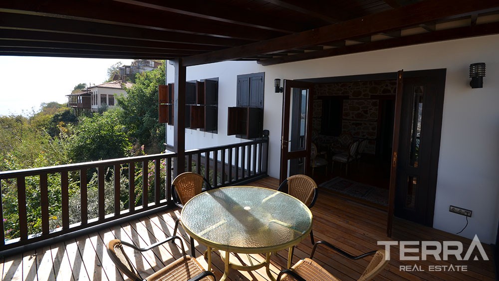 Exclusive mansion for sale in the historical Alanya Castle - 9890