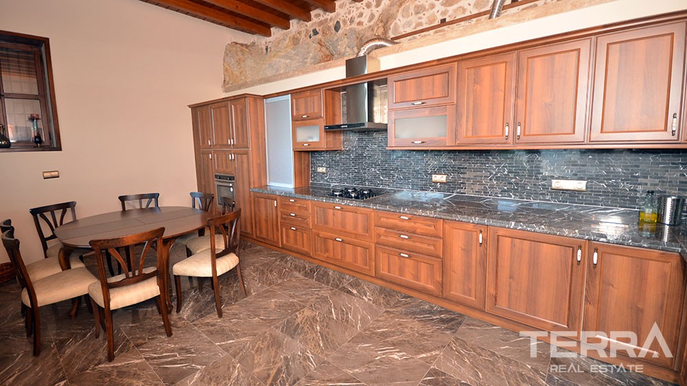 Exclusive mansion for sale in the historical Alanya Castle - 9900