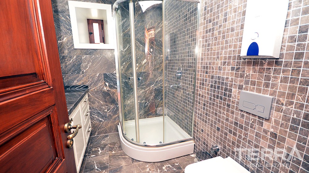 Exclusive mansion for sale in the historical Alanya Castle - 9901