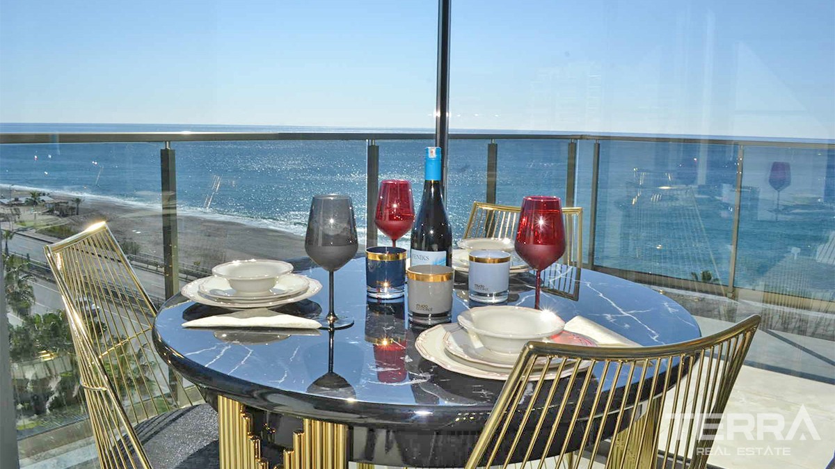 Seafront Apartments for Sale in Alanya, Mahmutlar, Turkey - 35526