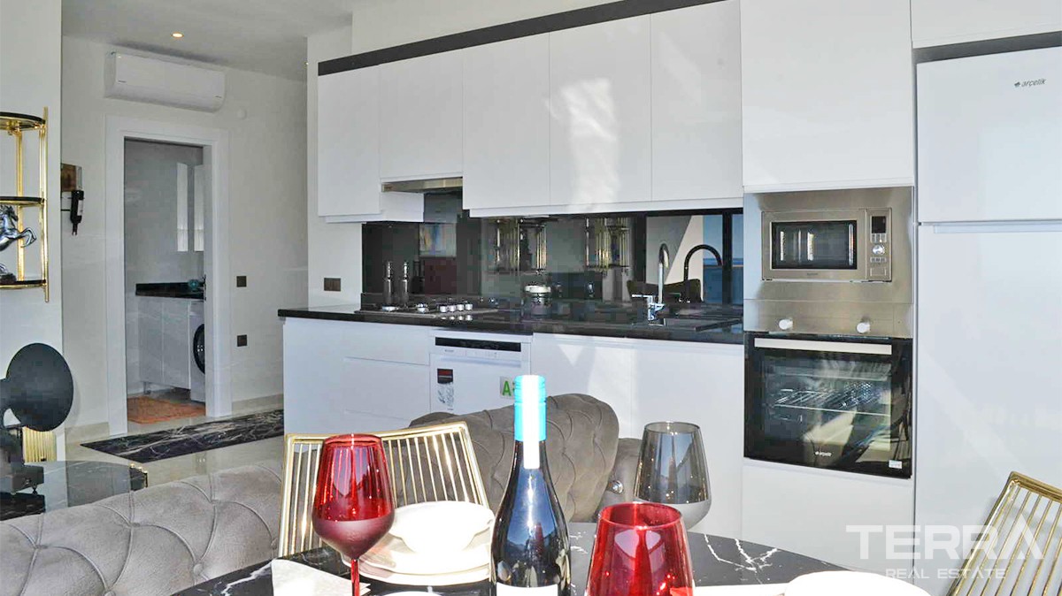 Seafront Apartments for Sale in Alanya, Mahmutlar, Turkey - 35528